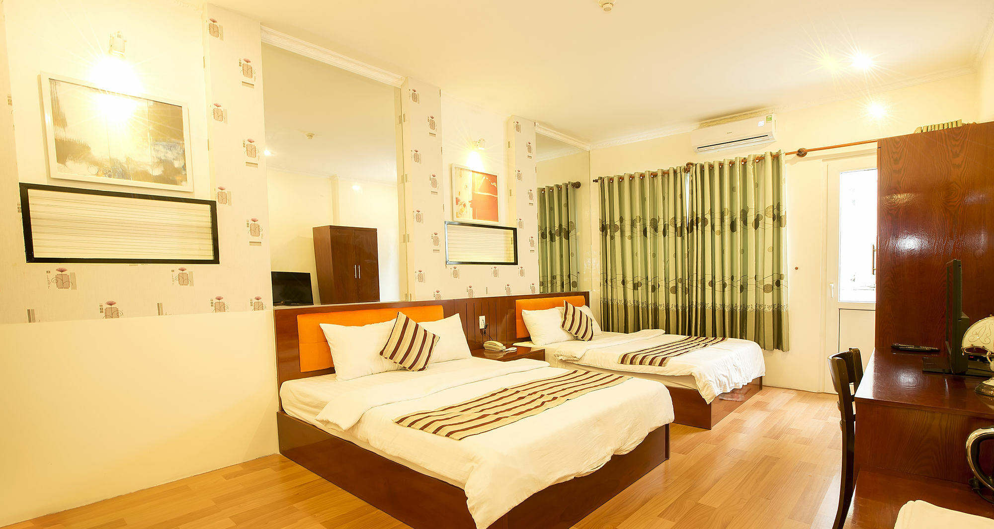 Saigon Crystal Hotel Ciudad Ho Chi Minh  Exterior foto